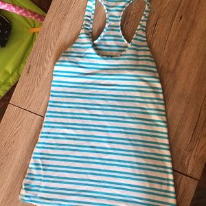 Lululemon sz 6 cool racerback like new